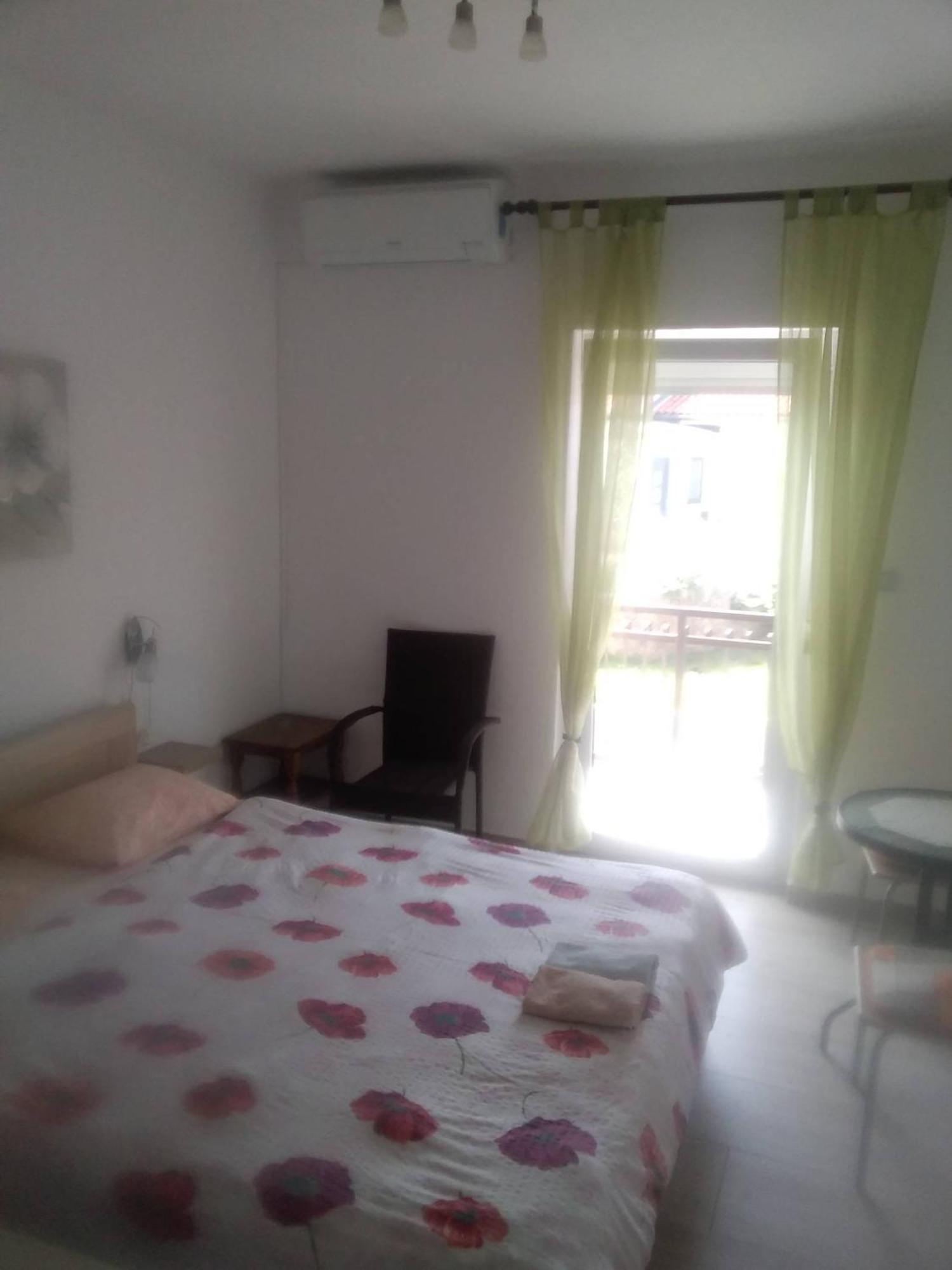 Guesthouse Martina Сен Екстериор снимка