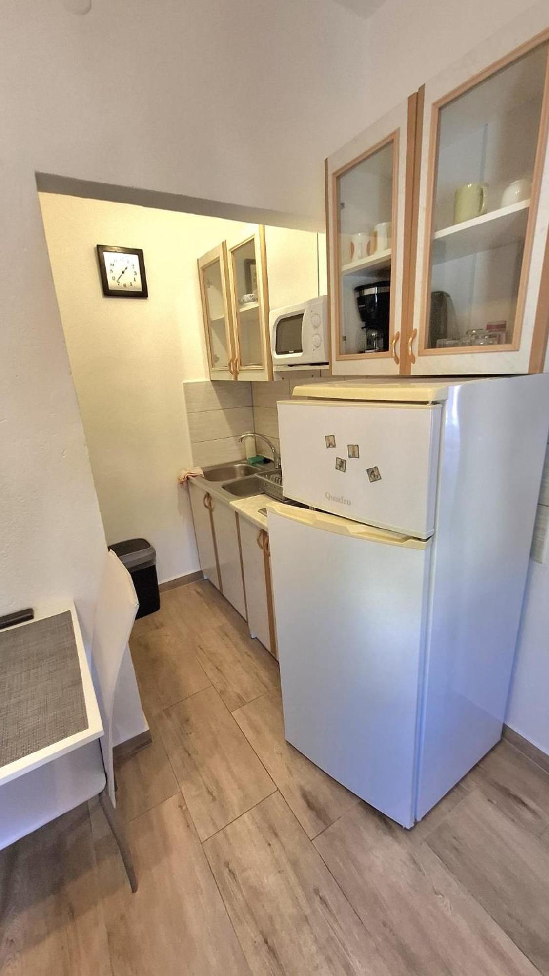 Guesthouse Martina Сен Екстериор снимка